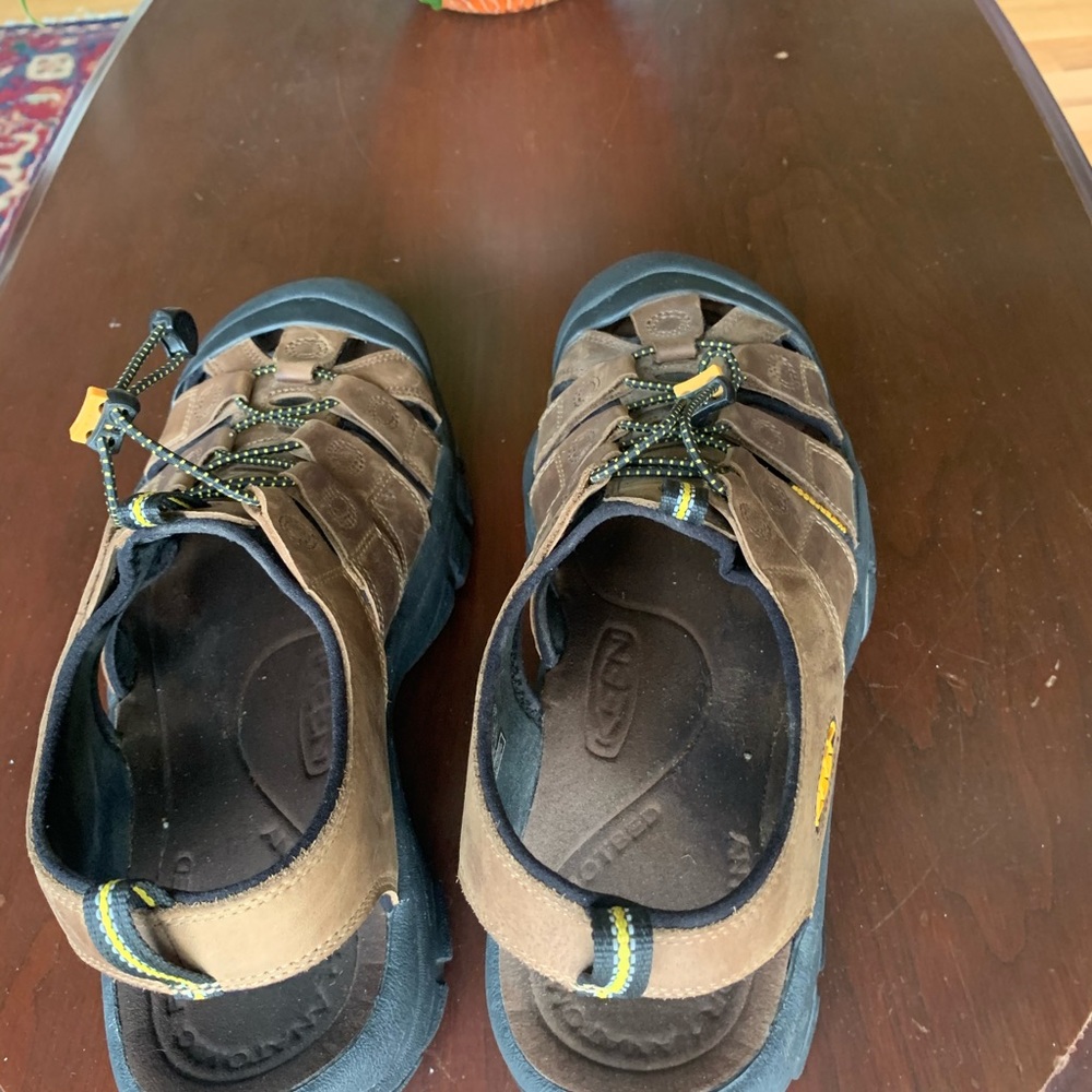 Keen men Newport sandal waterproof brown/black